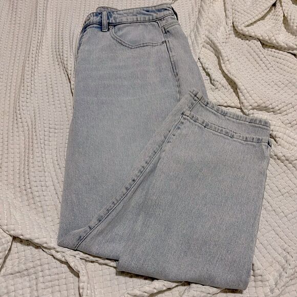 NWT- Style & Co. - 14. Mom Jean - Picture 1 of 7